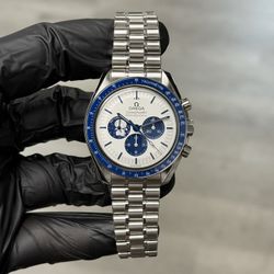 Omega Speedmaster Snoopy