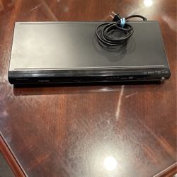 Toshiba DVD PLAYER with Remote Control HDMI
