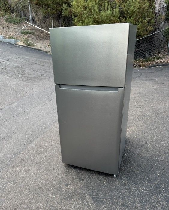 Stainless Steel Refrigerator With Freezer With Delivery 