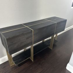 Console table