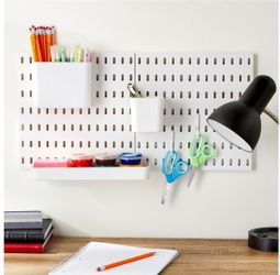 Pegboard Set