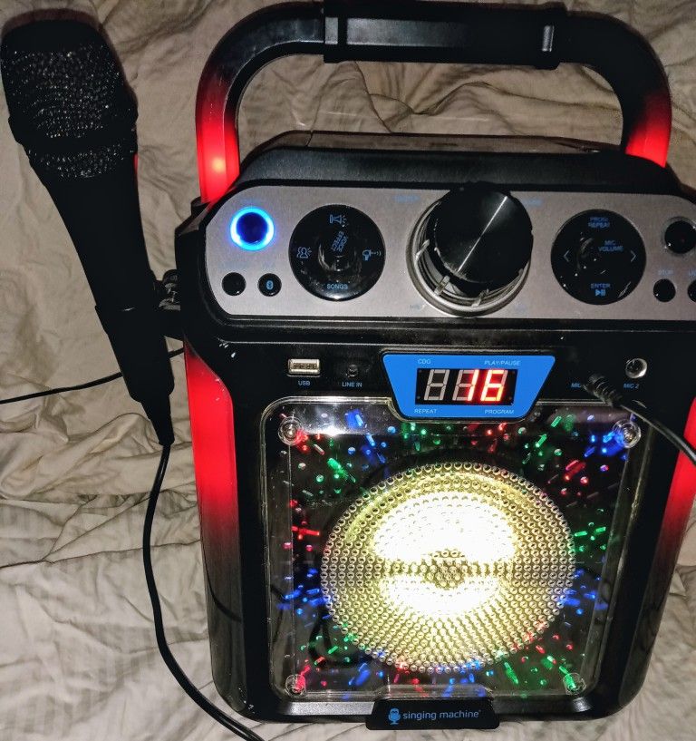 Singing Machine Groove Cube Hype Bluetooth, Stand Alone Karaoke Machine