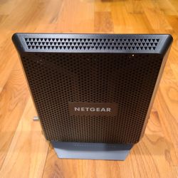 Netgear Nighthawk AC1900 Wi-Fi Cable Modem Router (C7000v2)