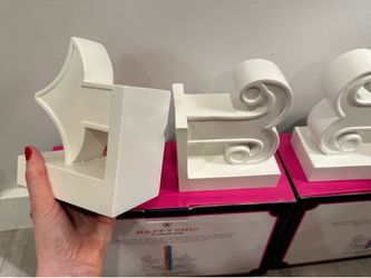 New in Box! Jonathan Adler Arrow Bookends x 2 Sets