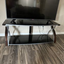 New Two-Layer Metal, Glass, and Wood TV Table