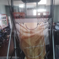 Basketball Hoop 