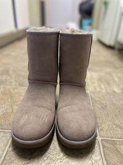 Barely Used Size 10 Uggs!