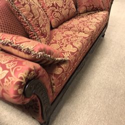 Stunning new Couch with Pillows