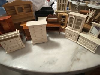 Doll house furniture
