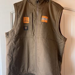 Ariat Sherpa Lined Vest - Large