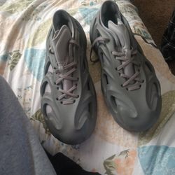 Adidas men's AdiFOM Q Shoes (9.5)