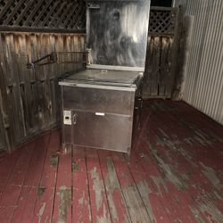 Restaurant fryer