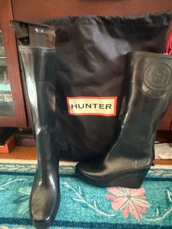 Hunter Champery Navy Blue women’s tall rain boots