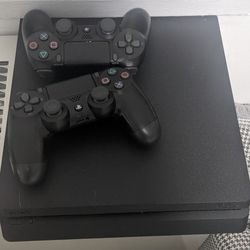 PS4 Slim
