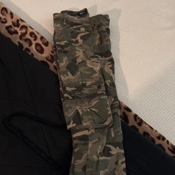 Fashion nova men flare Jeans 