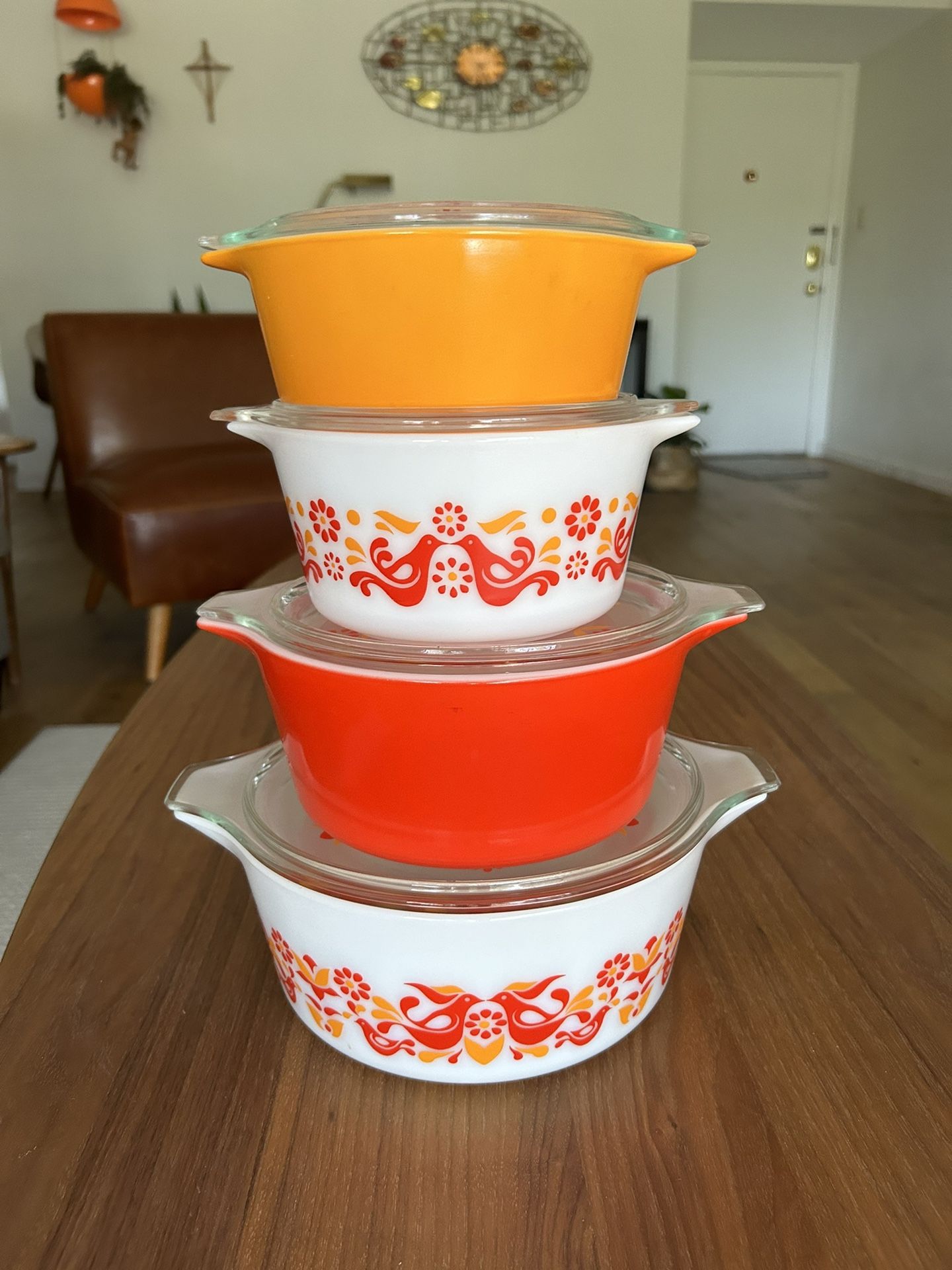 Vintage Pyrex Friendship Pattern Casserole Set