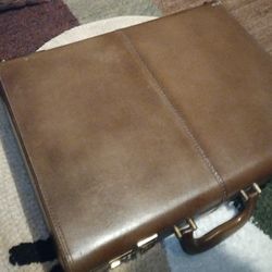 hit Brief Case 