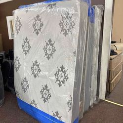 New queen Mattress & Box spring Available On All Sizes! We Deliver!