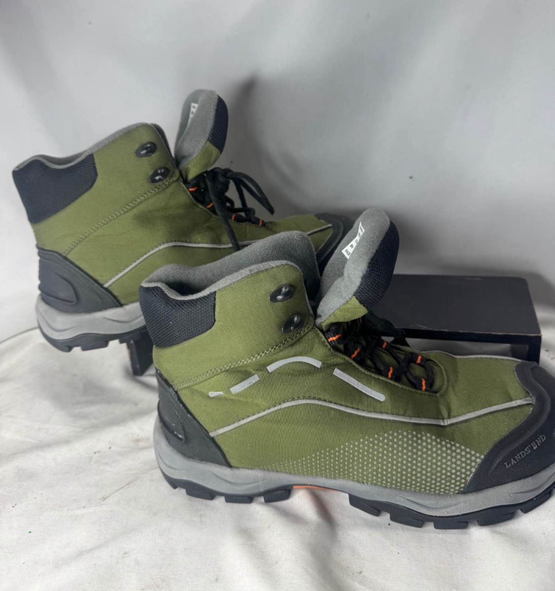 Lands End Insulated / Waterproof Hiking & Snow boots Sz M8.5 D