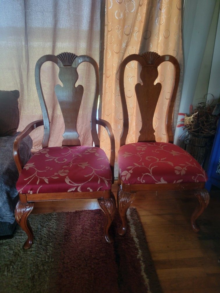 Set Of 6 Wooded Chairs