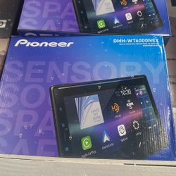 Pioneer DMH-WT6000NEX Touchscreen Stereo
