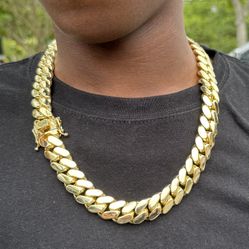 Handmade polished Miami Cuban links necklace ✅✅