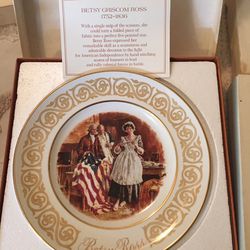Vintage Collectible Avon Plates From The 1970s