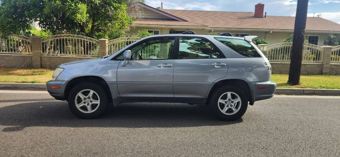 2002 Lexus Rx 300 for Sale in San Gabriel, CA - OfferUp