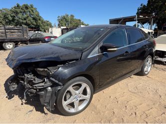 2013 Ford Fiesta 4cyl ***for parts only***