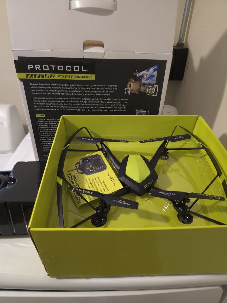 PROTOCOL Dronium III AP with Live Streaming Video and Altitude Sensor - Read Description