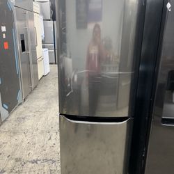 LG 24” Bottom Freezer In Stainless Steel New Open Box