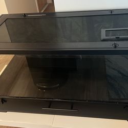 40 Gallon Thrive Easy Clean Reptile Terrarium (PLUS additional necessary husbandry accessories)