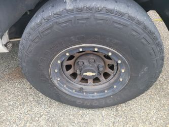Rims off Silverado r16  6x139.7 pattern