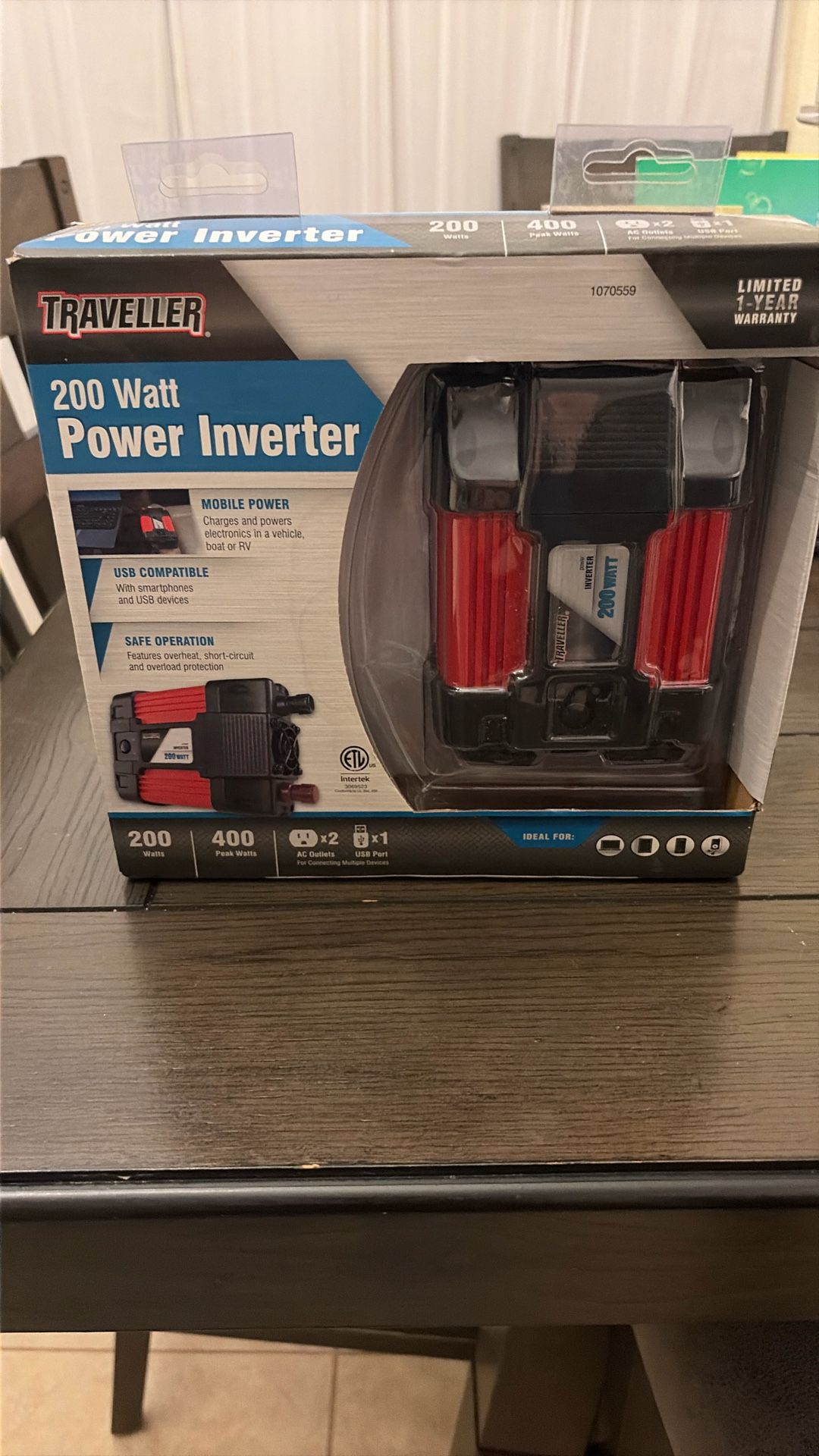 Traveller 200 Watt Power Inverter