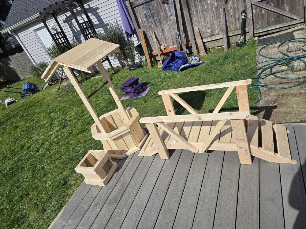 Bridges, Planters/Flower Pots, Wishing Wells, Locally Crafted Wooden Yard Decor