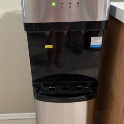 BRIO BOTTOM LOAD WATER DISPENSER