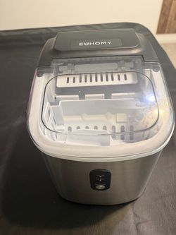 Ice maker