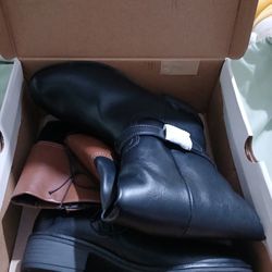 St. John's Bay Black Riding Boots