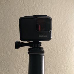 GoPro 7Silver w/Stand