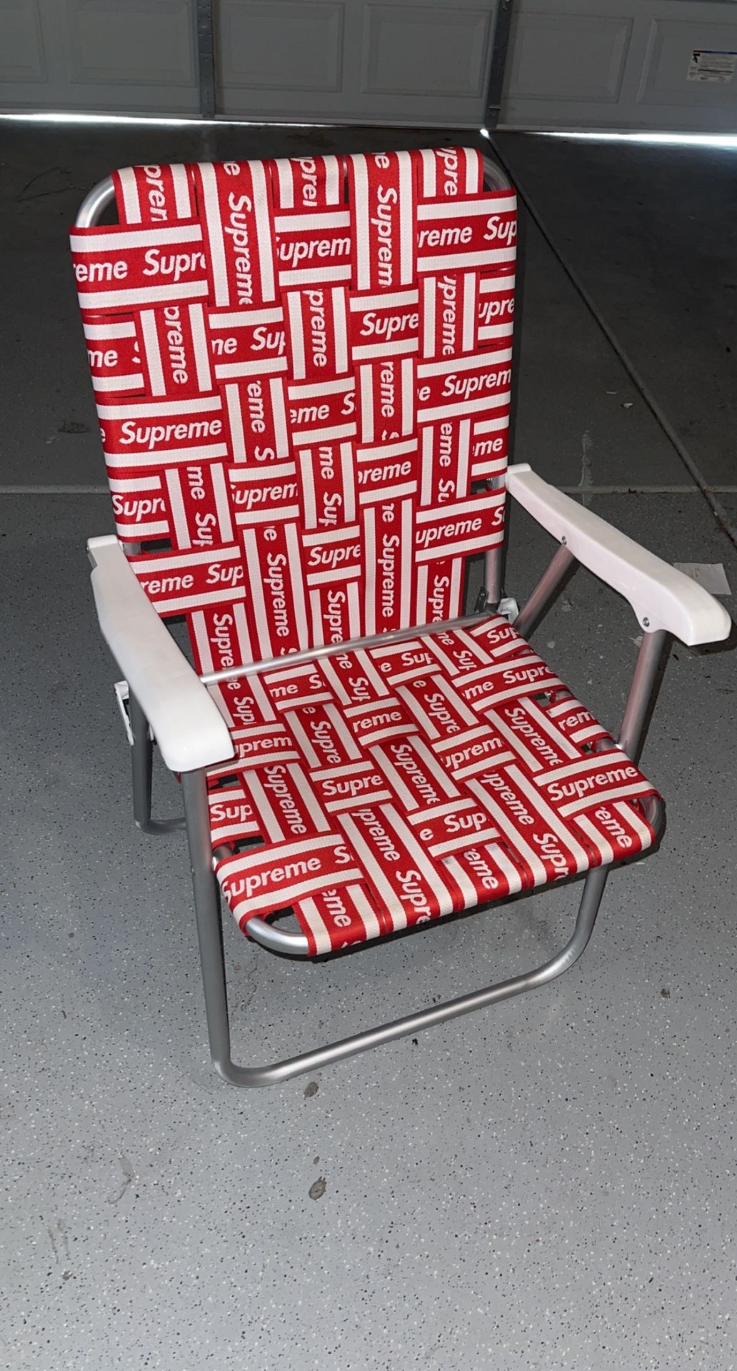 supreme Lawn chair red Supreme Metal Folding Chair Red - FW20 - US
