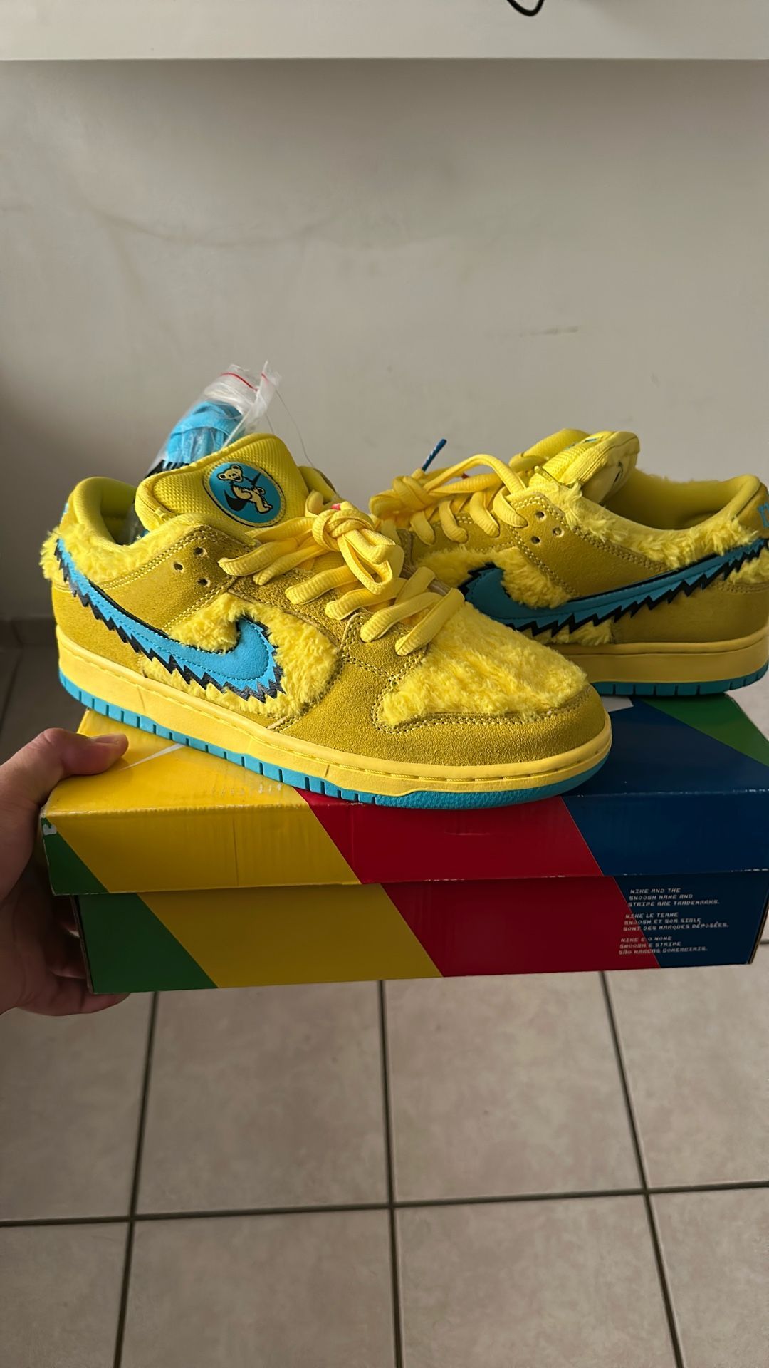 Nike SB Dunk Low Grateful Dead Bears Yellow