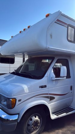 Ford E450. 24 ft