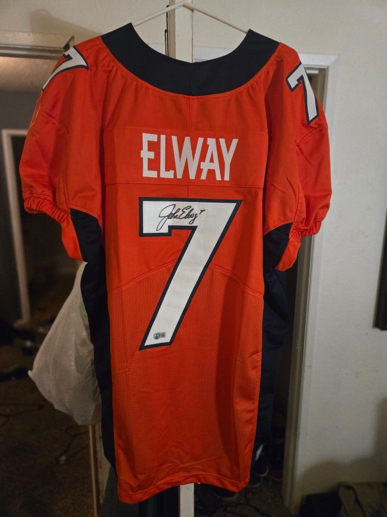 Denver Broncos John Elway Autographed Jersey Authenticated ted