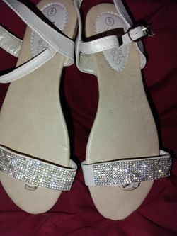 New Flat Sandals