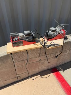 Pittsburgh Automotive 440lb. Remote Controlled Electric Hoist