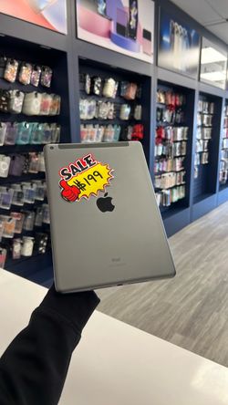 iPad 7th generation 32GB  wifi lte