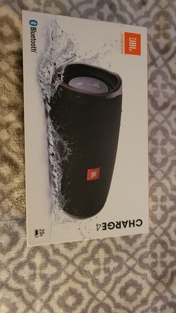 JBL Charge 4 