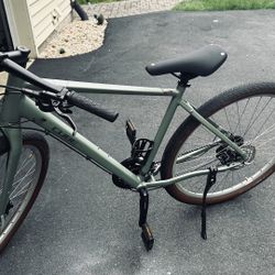 Cube Hyde green'n'grey 2022 RH 50 cm. 