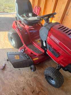 Craftsman T1900 Riding Lawn Mower