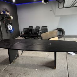 Executive Table & Chairs 